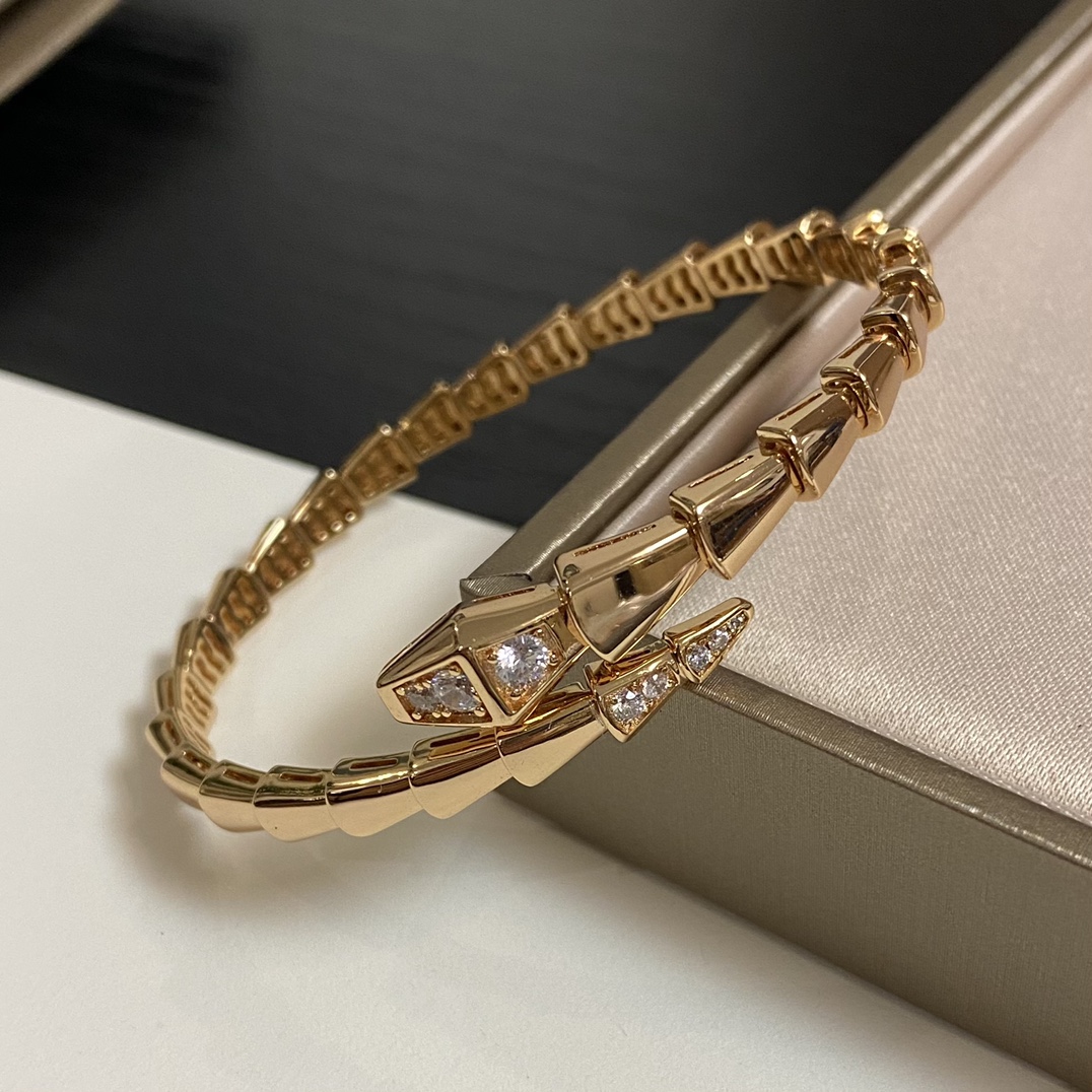 Serpenti Viper Bracelet Diamonds