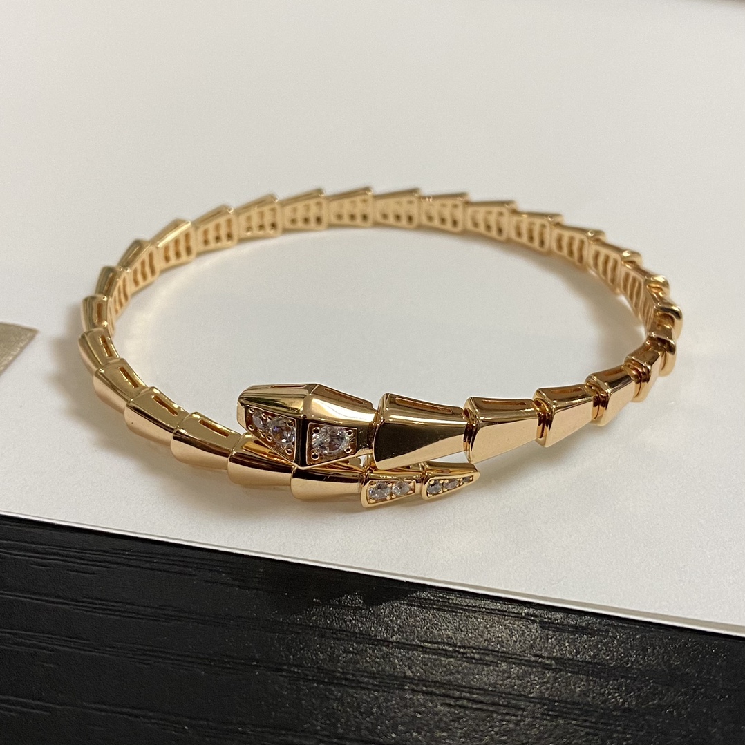 Serpenti Viper Bracelet Diamonds