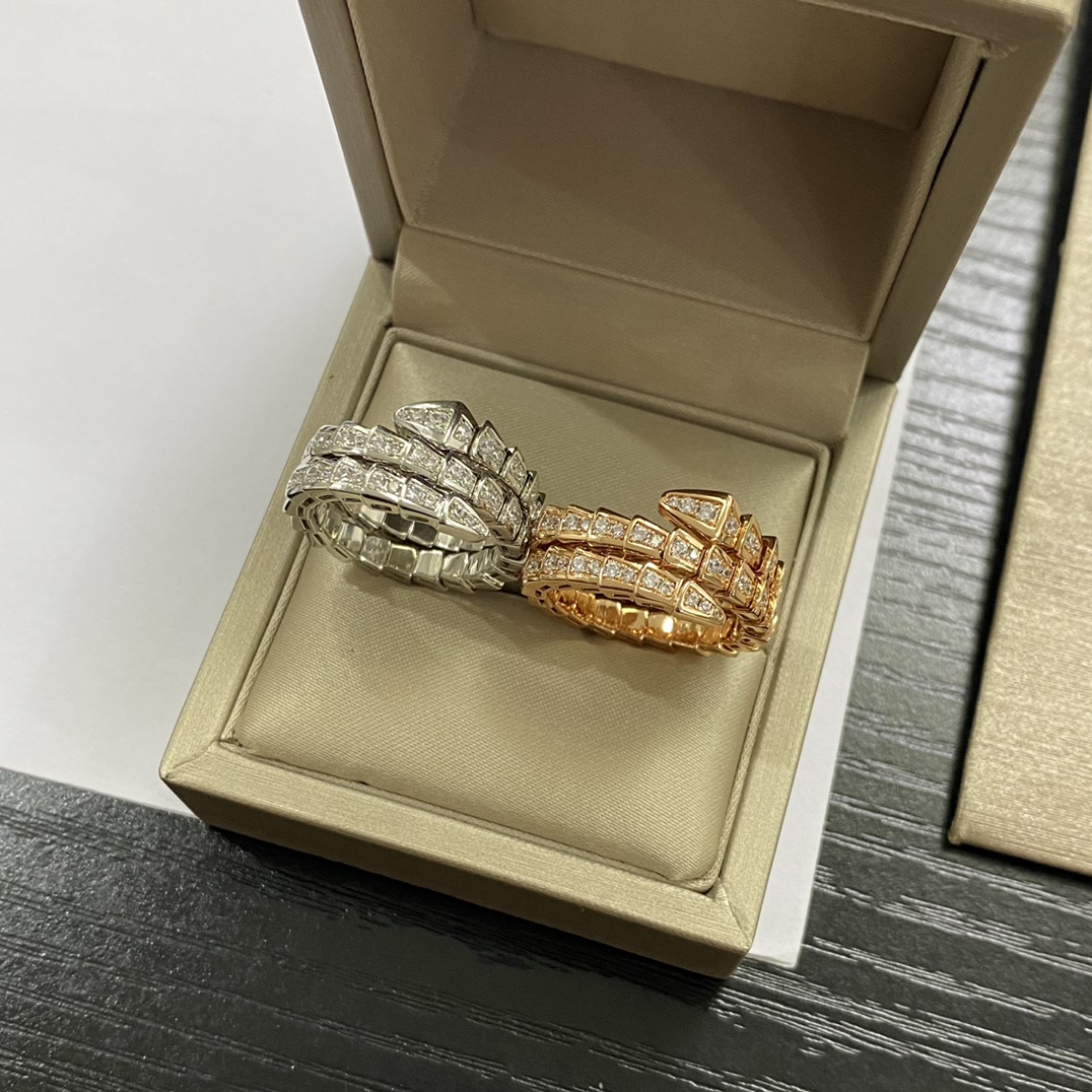 Serpenti Viper Ring Diamonds two-coil