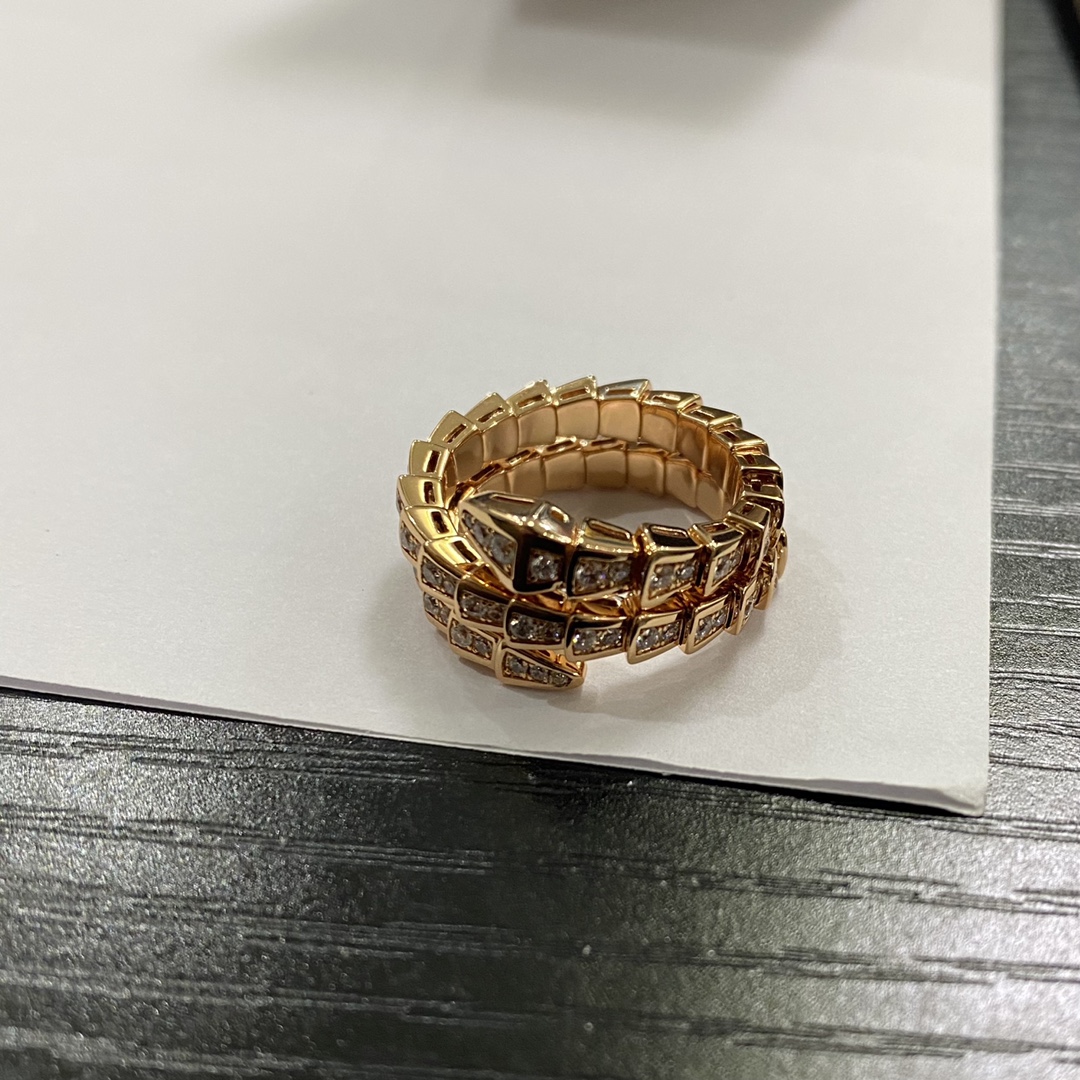 Serpenti Viper Ring Diamonds two-coil