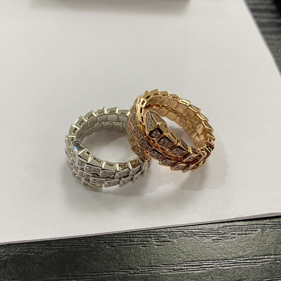 Serpenti Viper Ring Diamonds two-coil