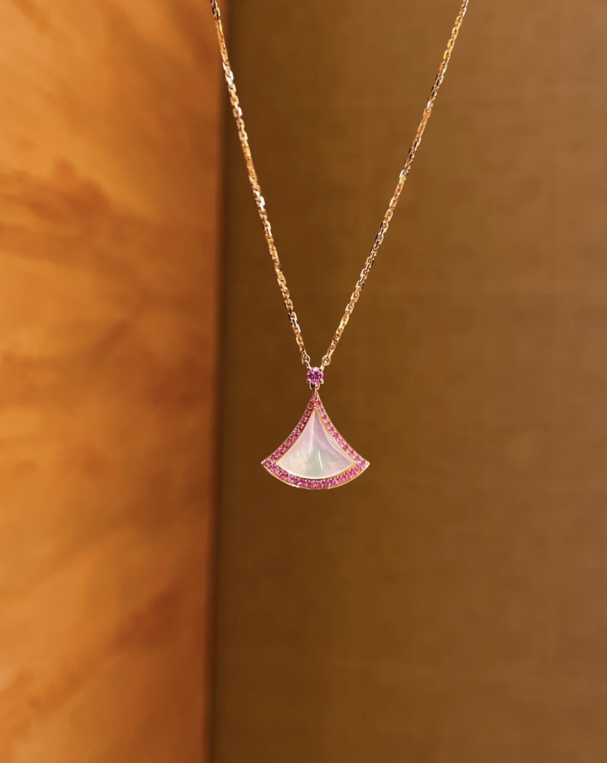 Divas' Dream Pendant Necklace Valentine's Day Special Edition