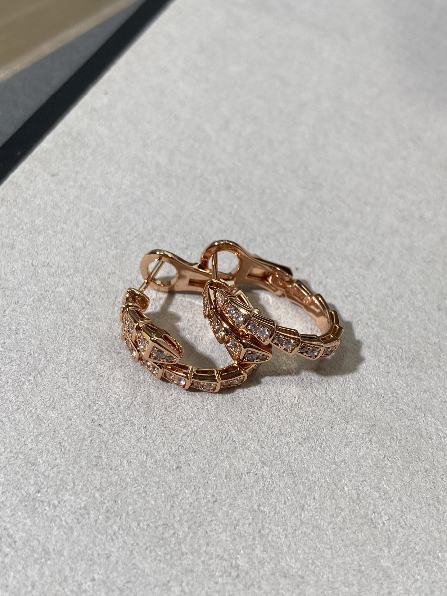 Serpenti Viper Earrings  Diamonds