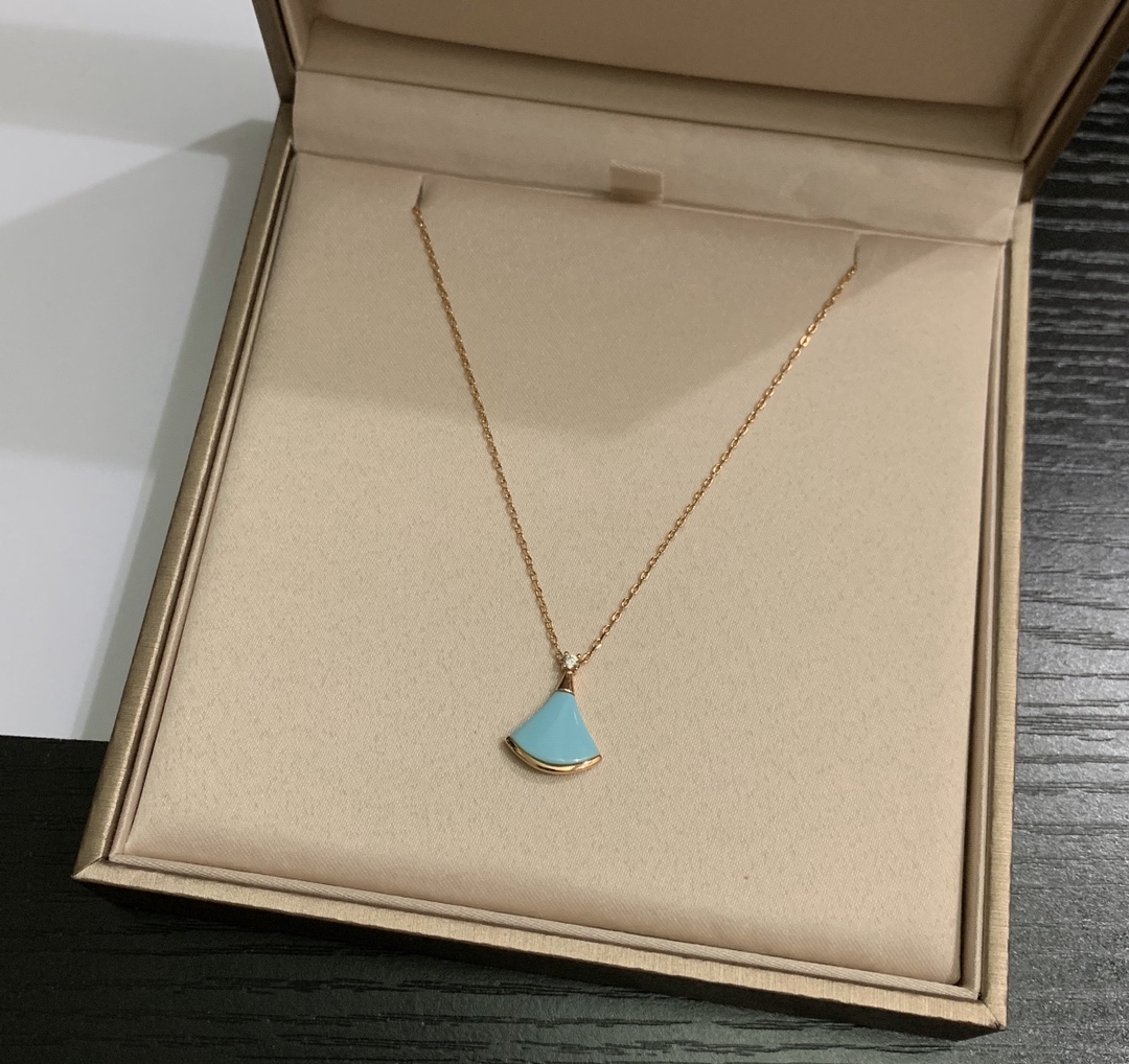 Divas' Dream Necklace Turquoise