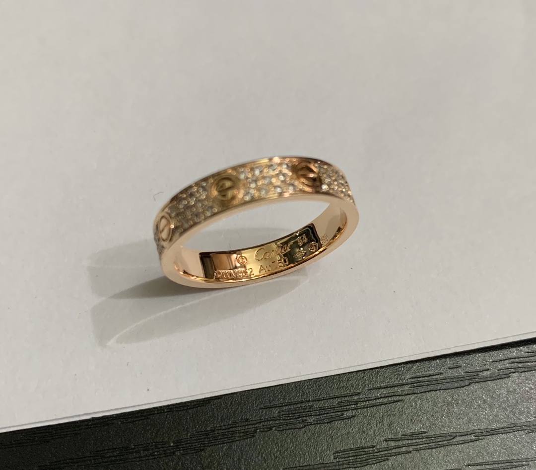 LOVE WEDDING BAND DIAMOND-PAVED