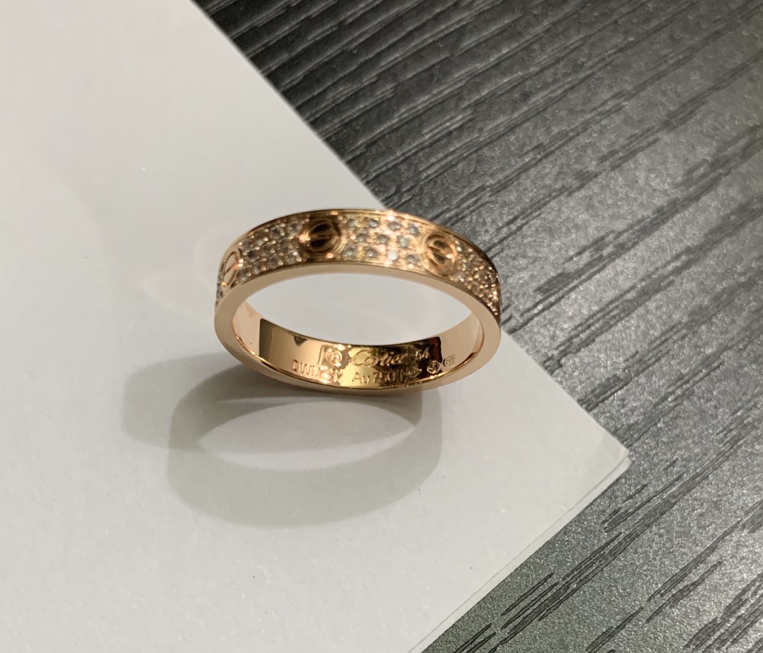 LOVE WEDDING BAND DIAMOND-PAVED