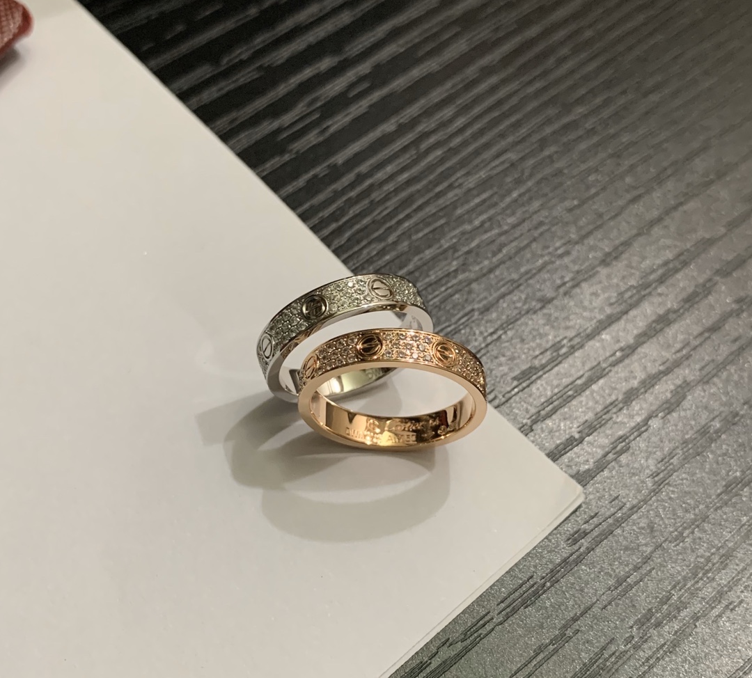 LOVE WEDDING BAND DIAMOND-PAVED