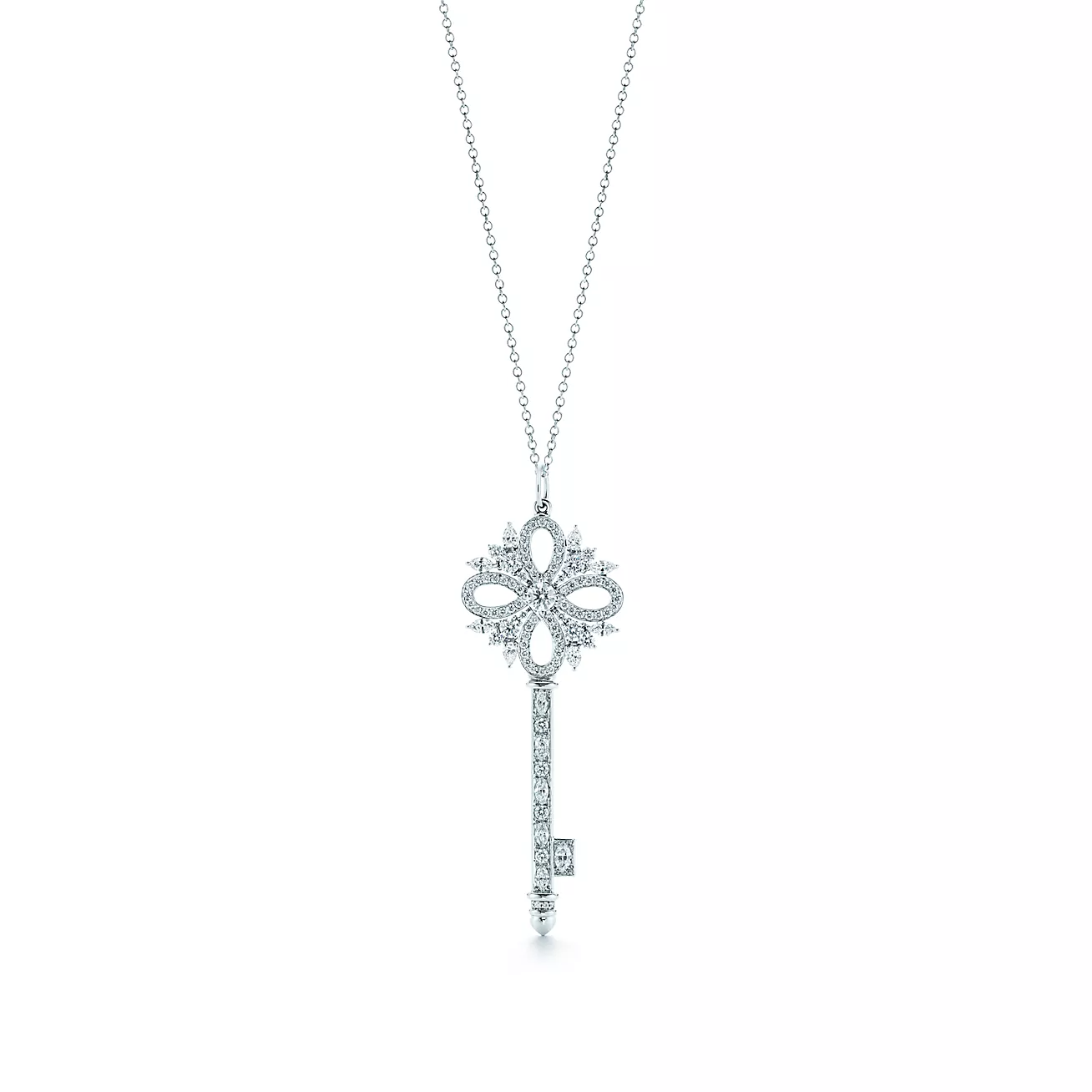 Victoria key pendant diamonds