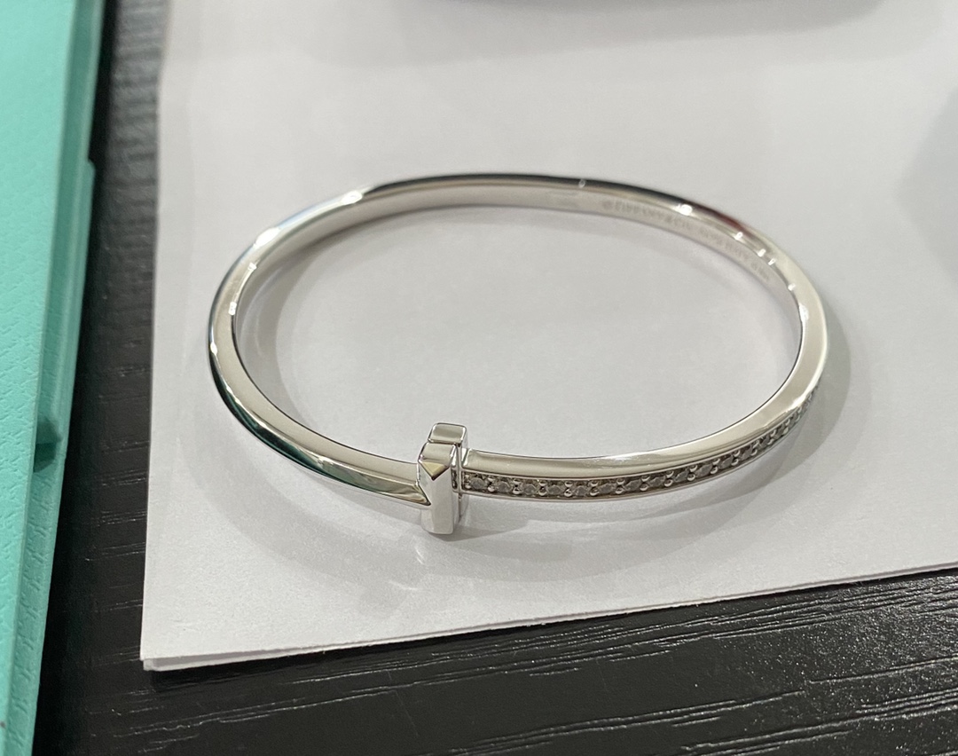 T T1 Hinged Bangle Diamonds Narrow