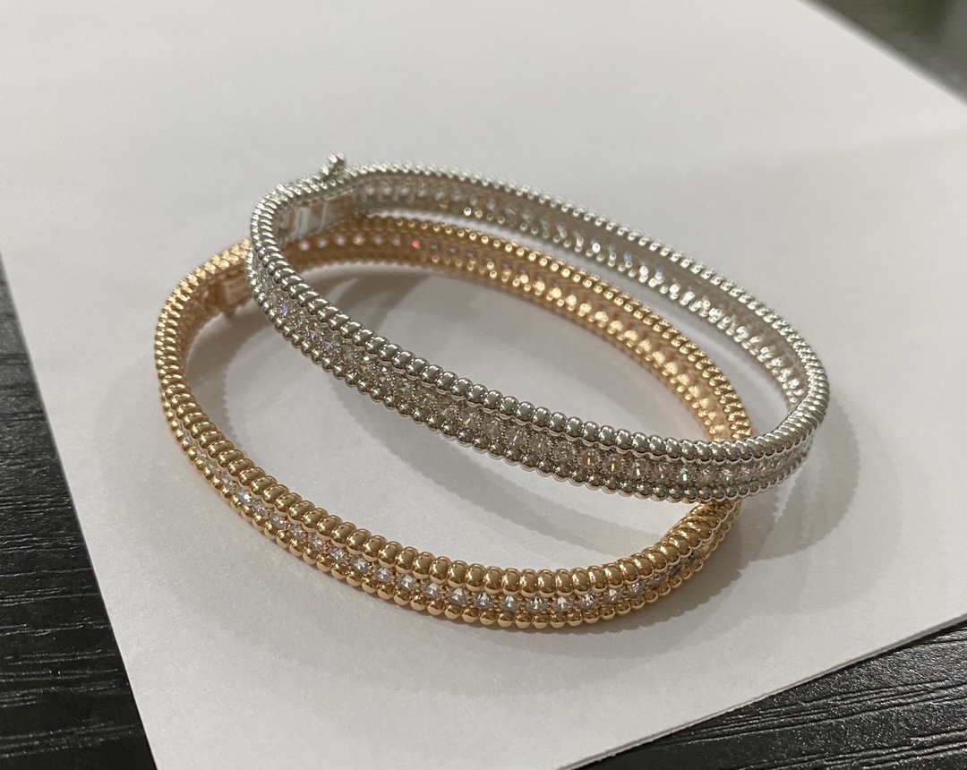 Perlée Diamonds Bracelet 1 Row Medium Model