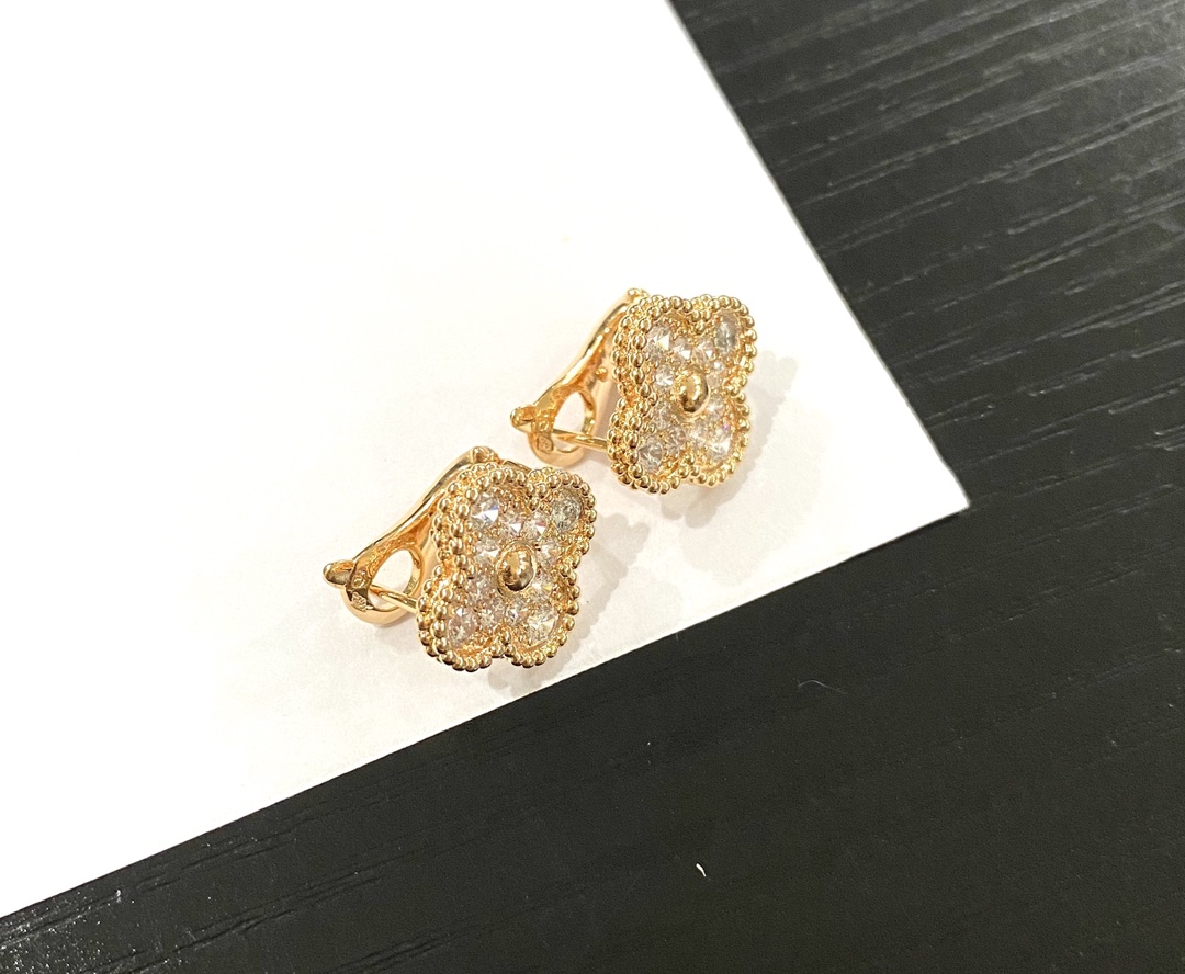 Vintage Alhambra Earrings