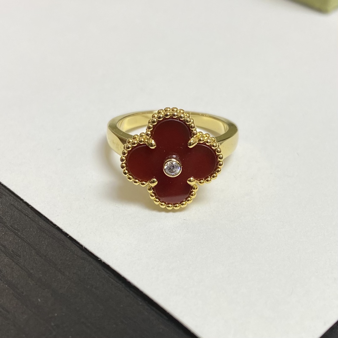 Vintage Alhambra Ring